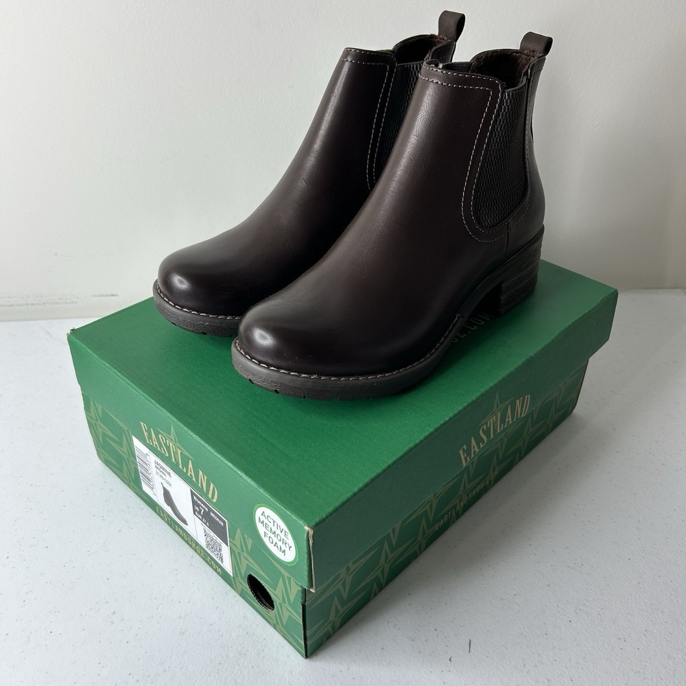Eastland Jasmine Round Toe Chelsea Boots Womens Sz 7 Brown Casual Boots 2149-02